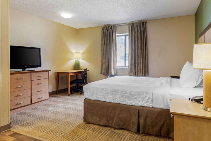 Extended Stay America Suites Toledo Maumee