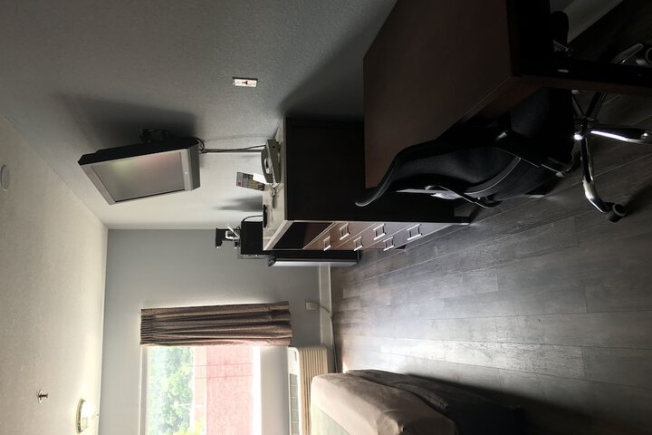 Room 41 of 69