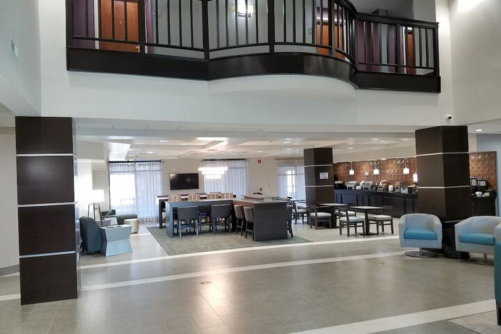 Comfort Inn & Suites Columbus North