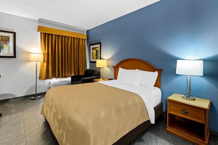 Quality Inn & Suites CVG Airport