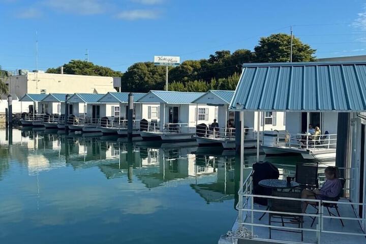 Yacht Haven Marina