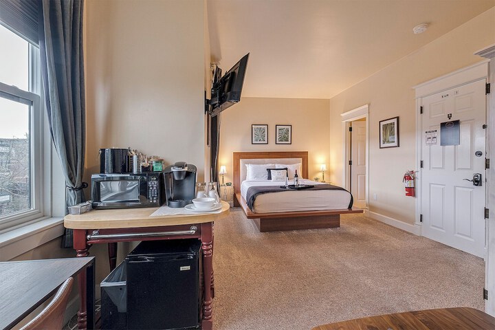 Room 126 of 155