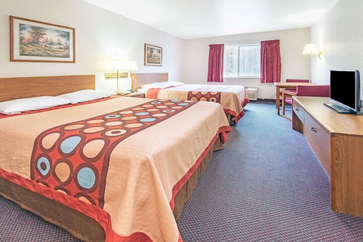 Room 22 of 32