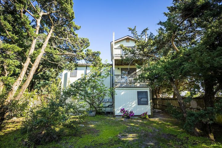 Ocracoke Harbor Inn