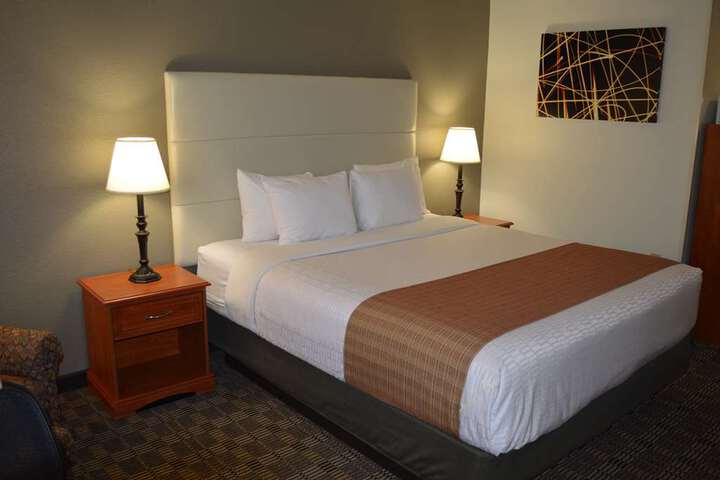Colony Inn (formerly Best Western PLUS Colony Inn)