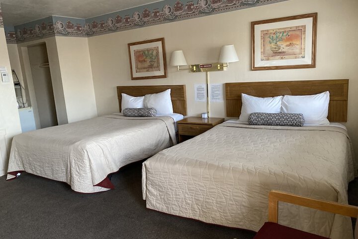Room 28 of 35