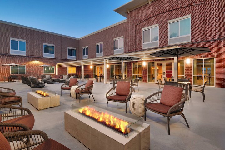 Terrace/Patio 39 of 44
