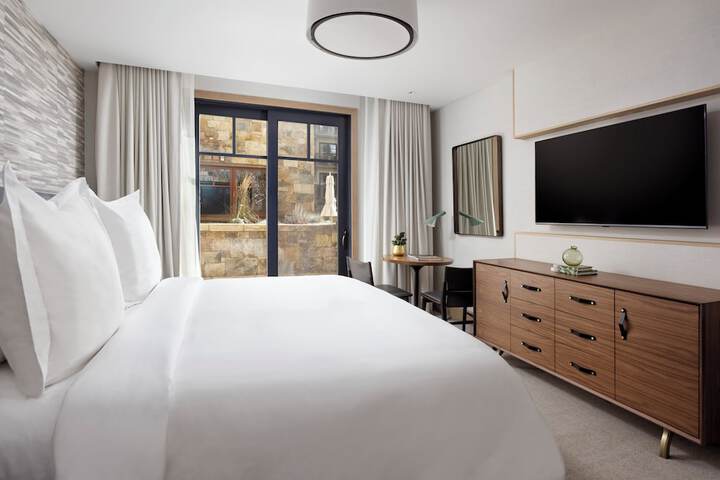 Four Seasons Resort and Residences Vail