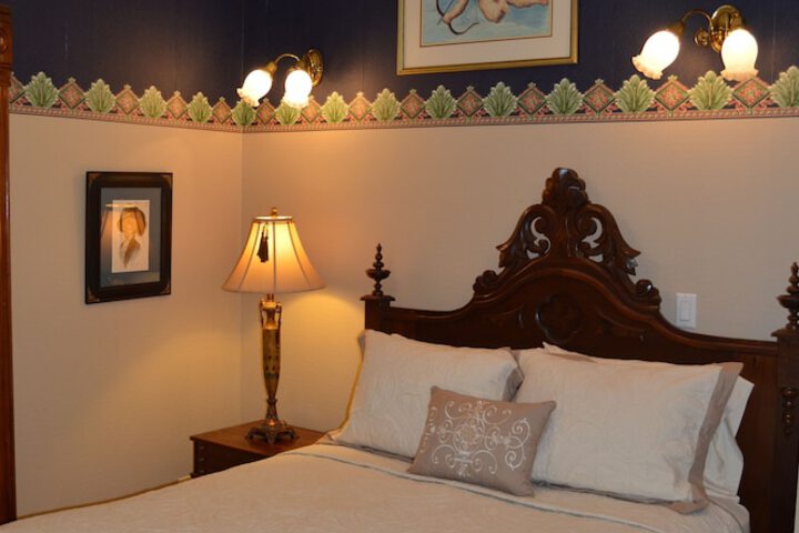 Room 30 of 61