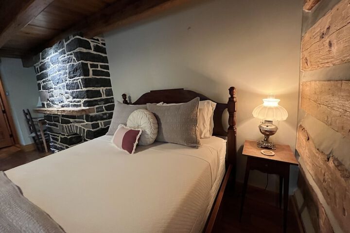 Room 12 of 49