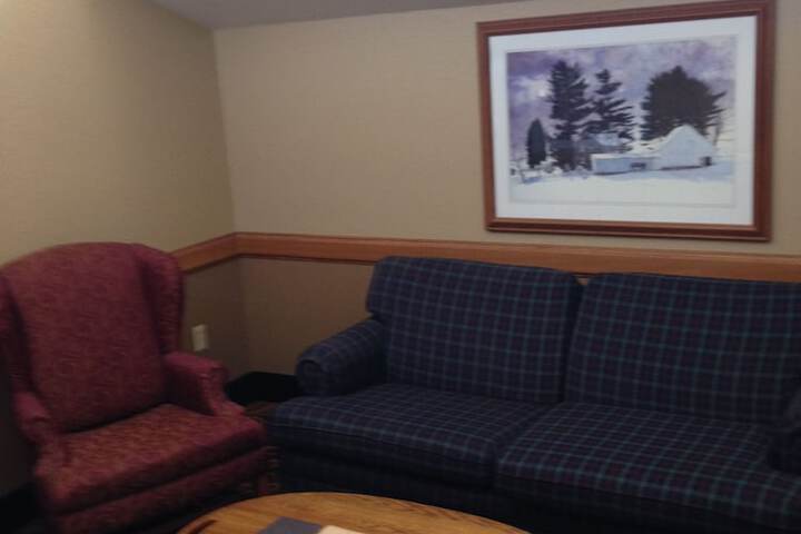 AmericInn by Wyndham Elkhorn Near Lake Geneva