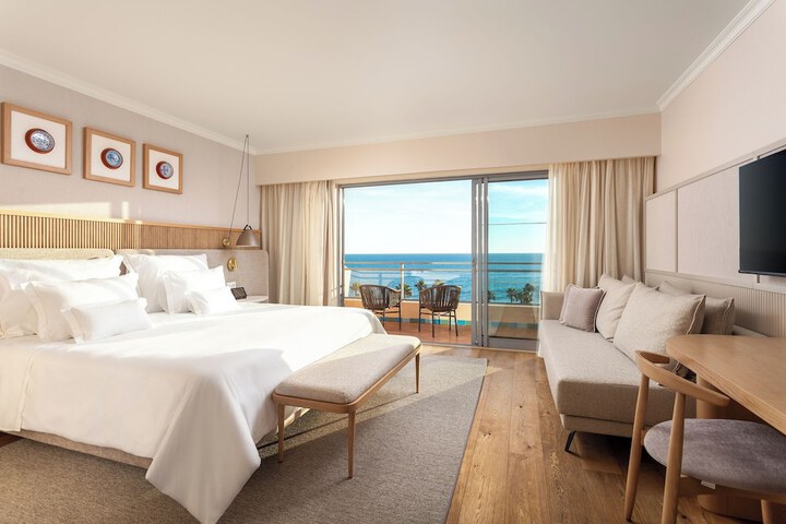 Grande Real Santa Eulalia Resort
