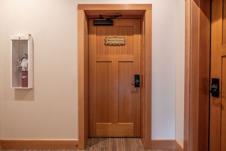 Room 41 of 44