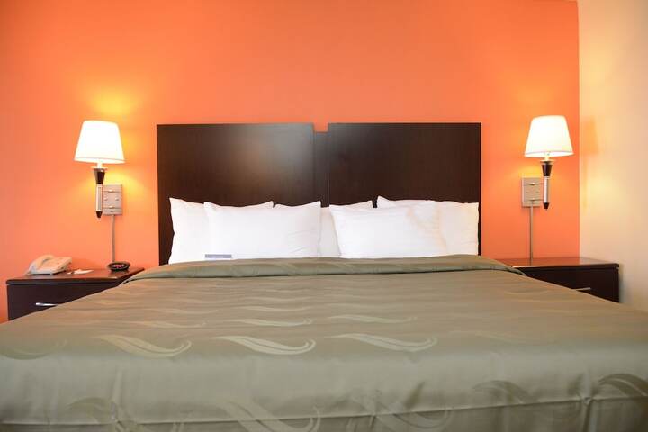 Room 38 of 40