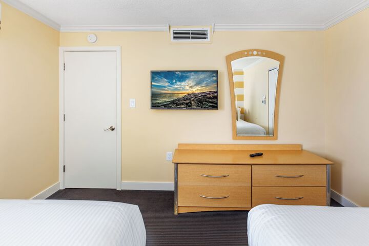 Room 51 of 70