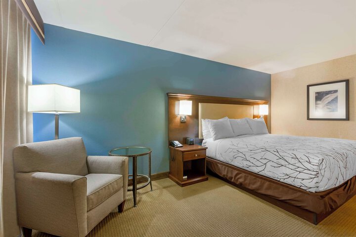Room 11 of 60