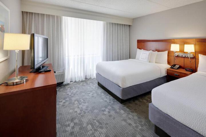 Courtyard by Marriott Atlanta Windy Hill / Ballpark