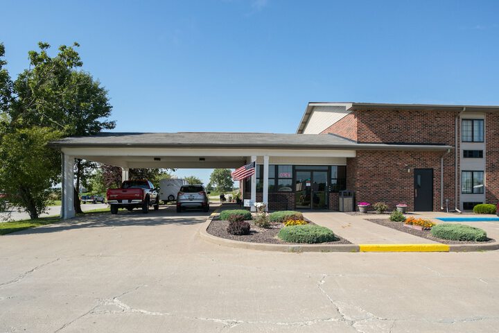 Hotel 3 of 27