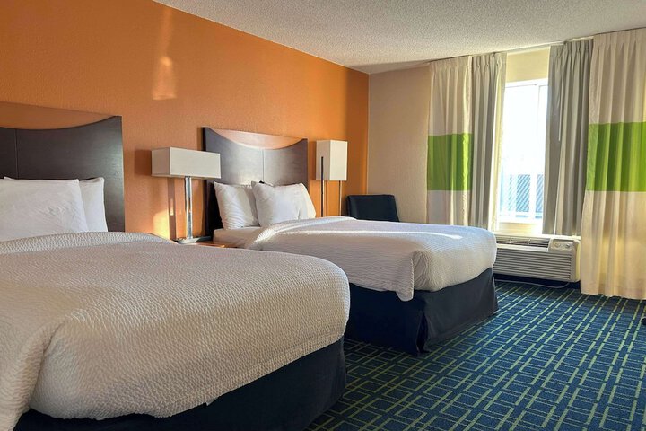 Room 21 of 43