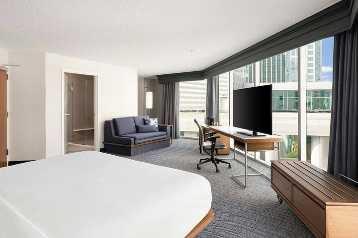 Courtyard by Marriott Charlotte City Center