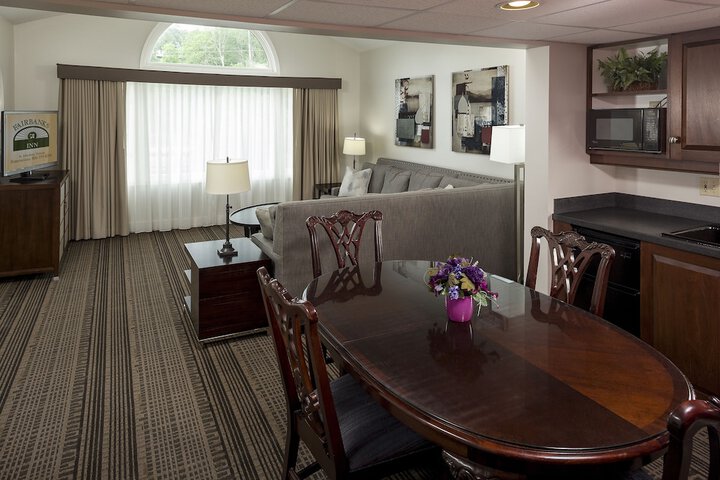 Room 19 of 37