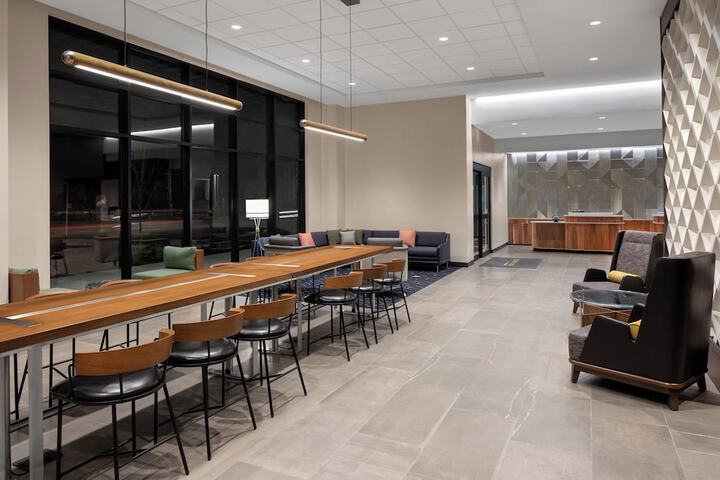 Courtyard by Marriott Lansing Downtown