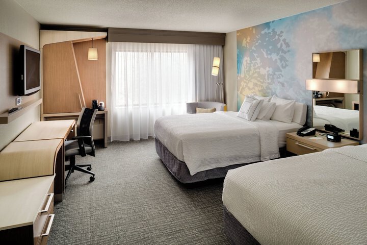 Room 12 of 23