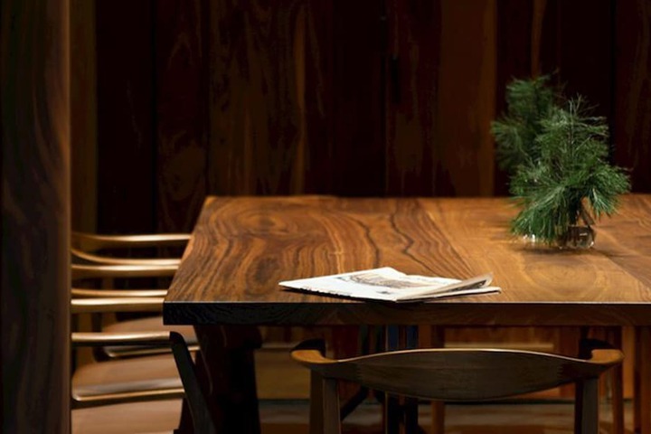 Dining 30 of 38