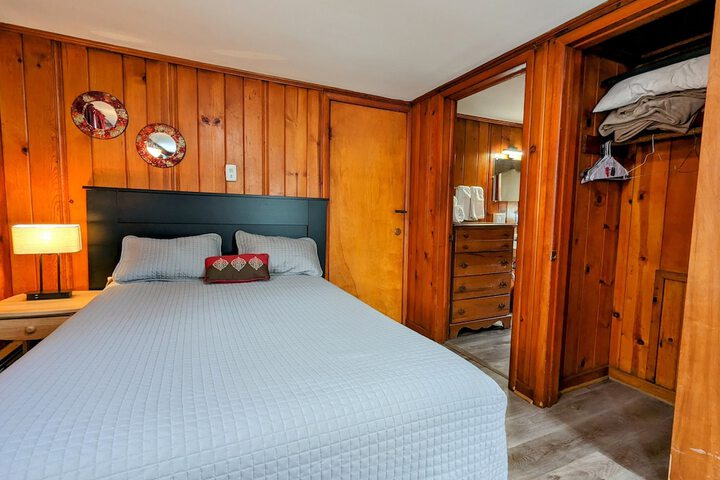 Room 64 of 140