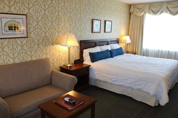 Room 12 of 62