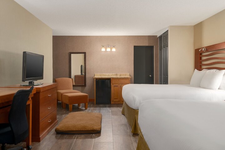 Room 16 of 64