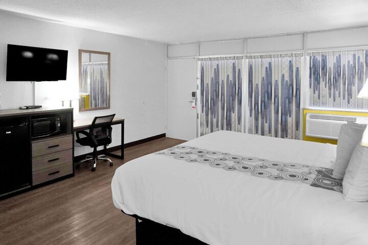 Room 39 of 52