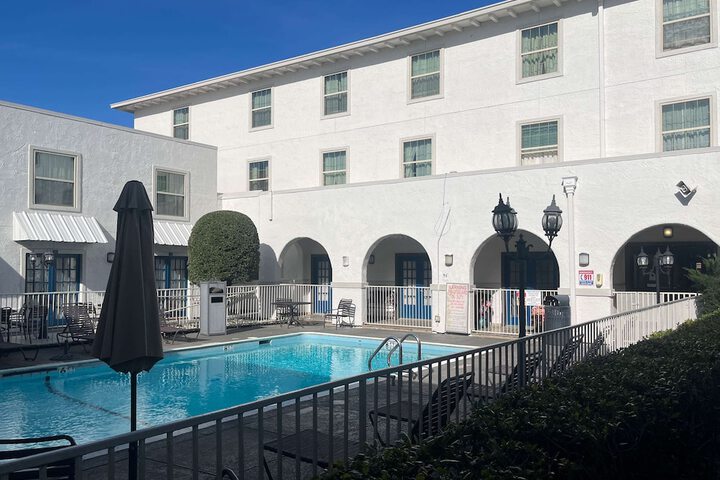 Pool 2 of 14