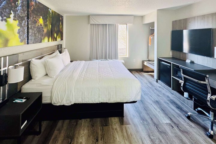 Clarion Pointe Albemarle