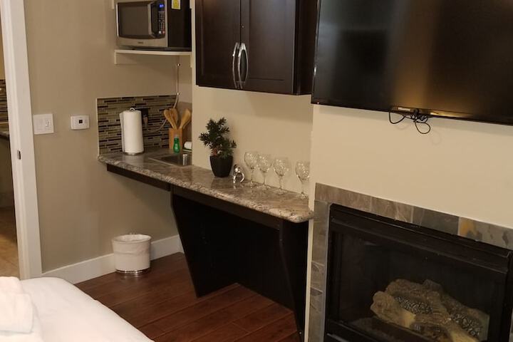 Room 126 of 245