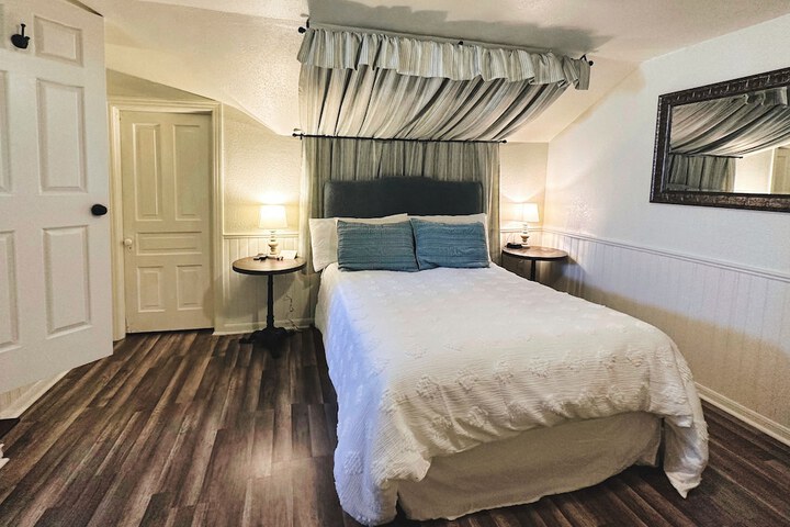 Room 36 of 55