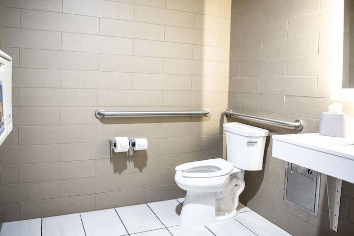 Holiday Inn Express & Suites Sedalia by IHG