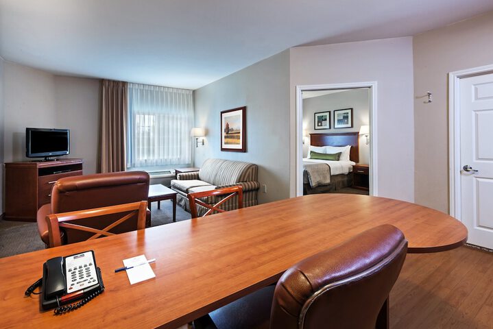 Room 51 of 86