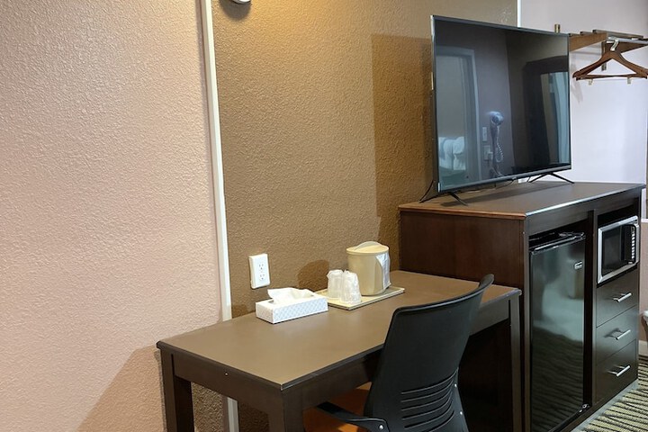 Room 135 of 155