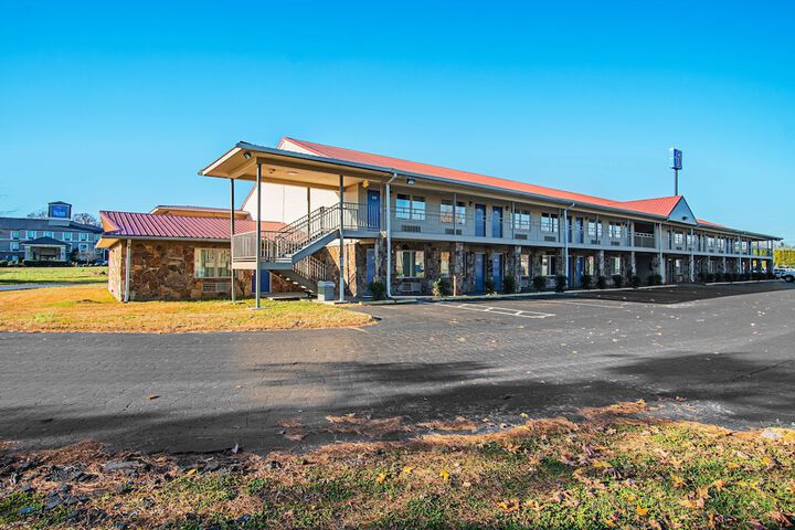 Motel 6 Manchester TN