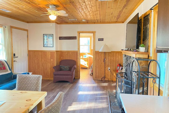 Blue Horizon Lodge
