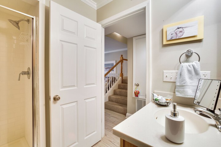 Old Town Bay St. Louis Townhome: Walk to Beach