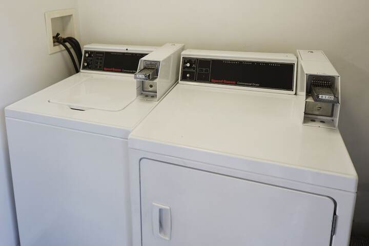 Room 6 of 21