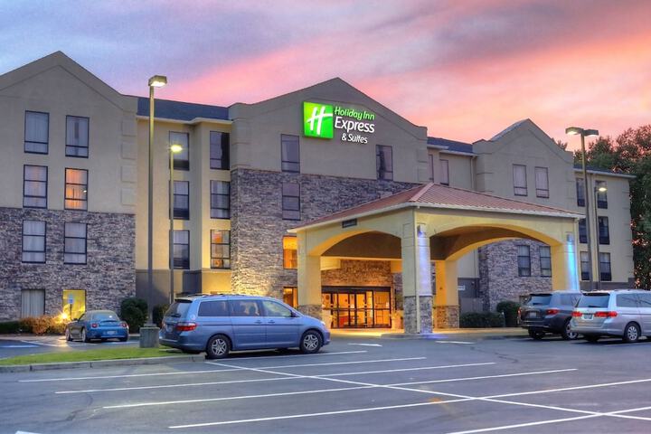 Hotel 2 of 36