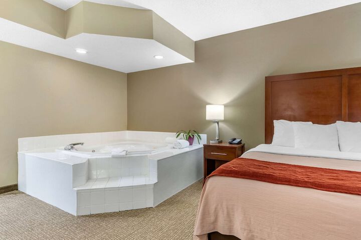 Room 16 of 52