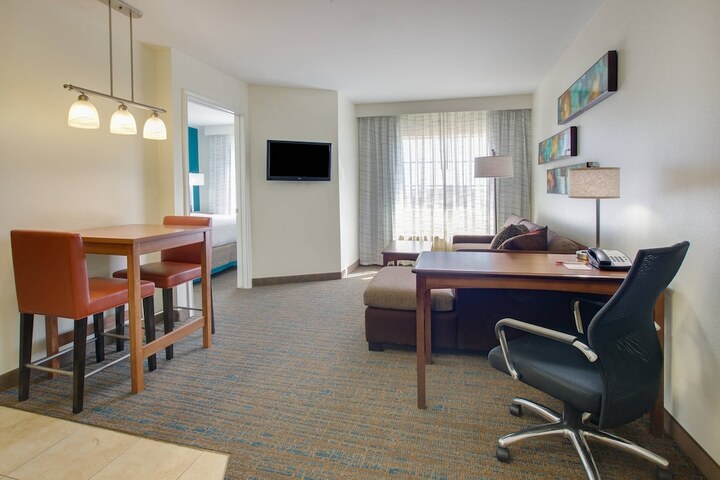 Room 22 of 30