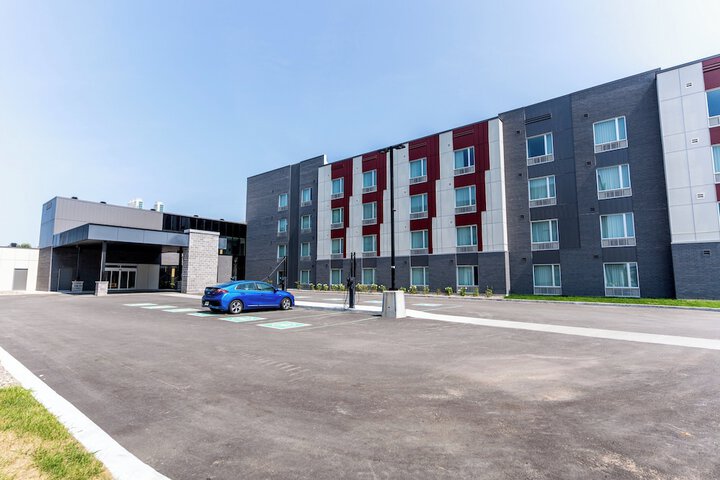 Holiday Inn Express & Suites Trois Rivieres Ouest by IHG
