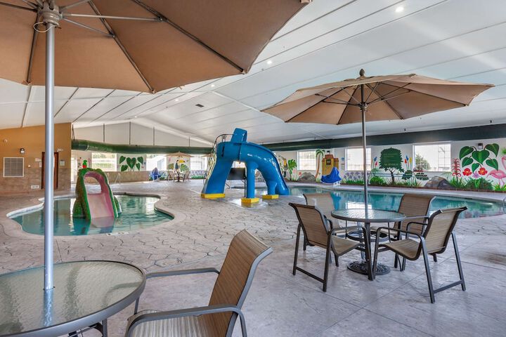 Pool 6 of 44