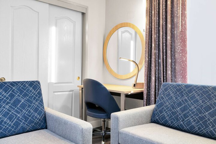 Room 26 of 54