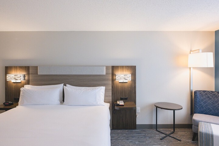 Room 64 of 145
